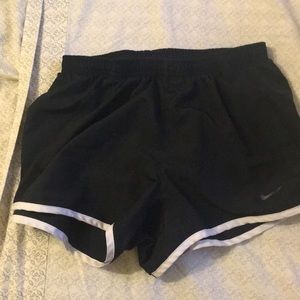 black and white nike shorts
